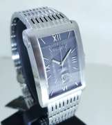 Gucci men's wristwatch 8600M Automatic Swiss Made NEW with tags box and papers