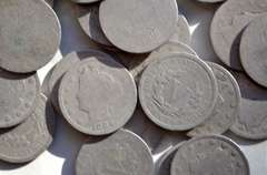 4 Each 1890-1893 1895-99 V Nickel Lot