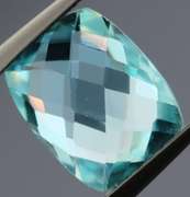 Double checker cut! 3.96ct sea blue Topaz