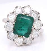 Powerful White Gold Emerald and Diamond Vintage Ring