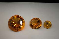 Trio Diamonds Crystal Amber