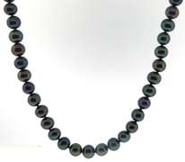 Black Pearl Strand w Toggle Clasp