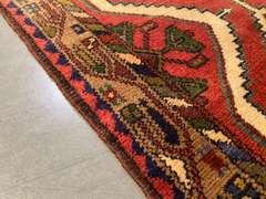 EXQUISITE FINE 9' PERSIAN RUNNER