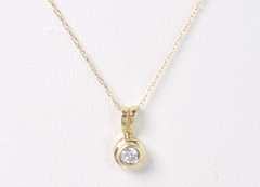 Dreamy Diamond Pendant Necklace in 14k Yellow Gold