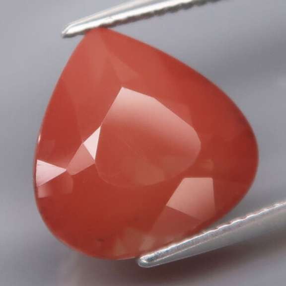 Large collectors 7.57ct blood orange Andesine Labradorite