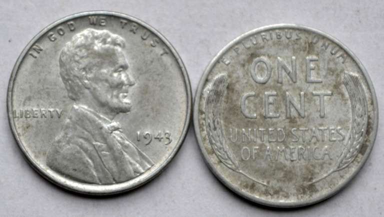 Sharp Lot of 100 1943 Steel Cents