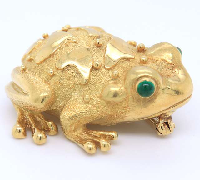 Wonderful Yellow Gold Marlene Stowe Frog Pin