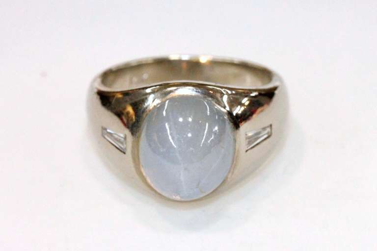 Fine Blue Star Sapphire in 14k Ring