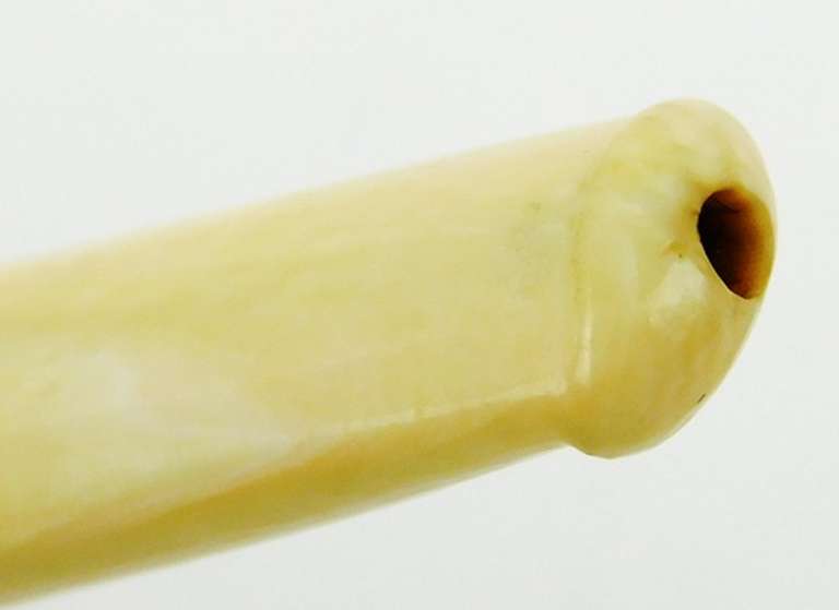 Vintage Asian Scrimshaw Cigarette Holder