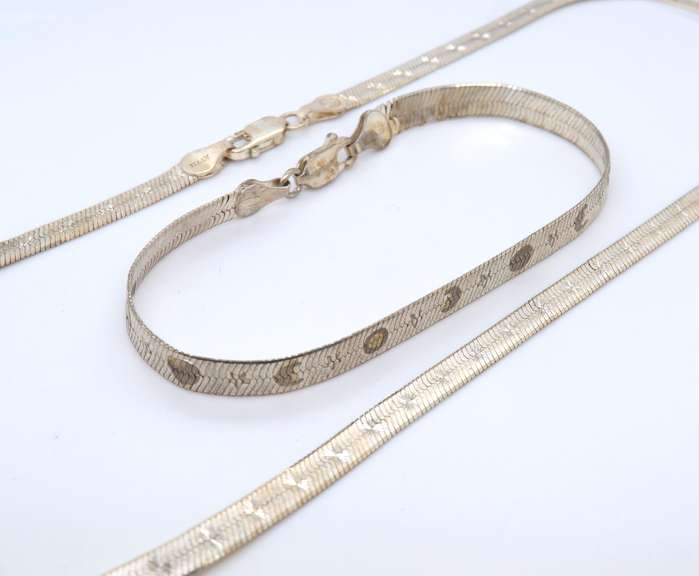 Vintage Italian 925 Sterling Silver Herringbone Necklace and Matching Bracelet