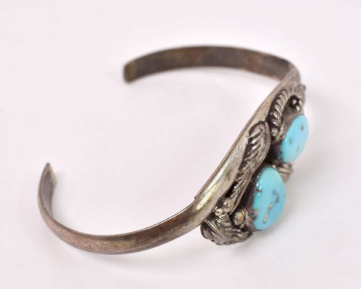 Vintage Turquoise Sterling Silver Bangle