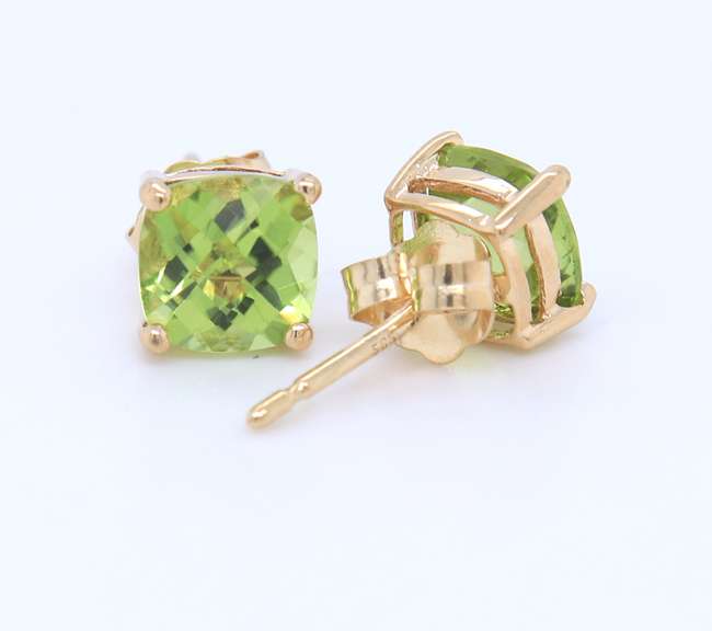 Gorgeous Yellow Gold Cushion Cut Peridot Earrings