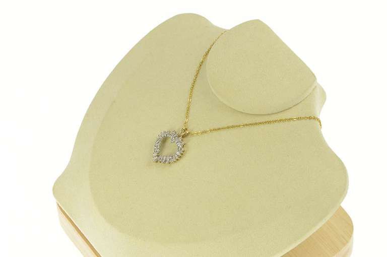 14K Yellow Gold 0.75 Ctw Diamond Classic Cluster Heart Love Pendant