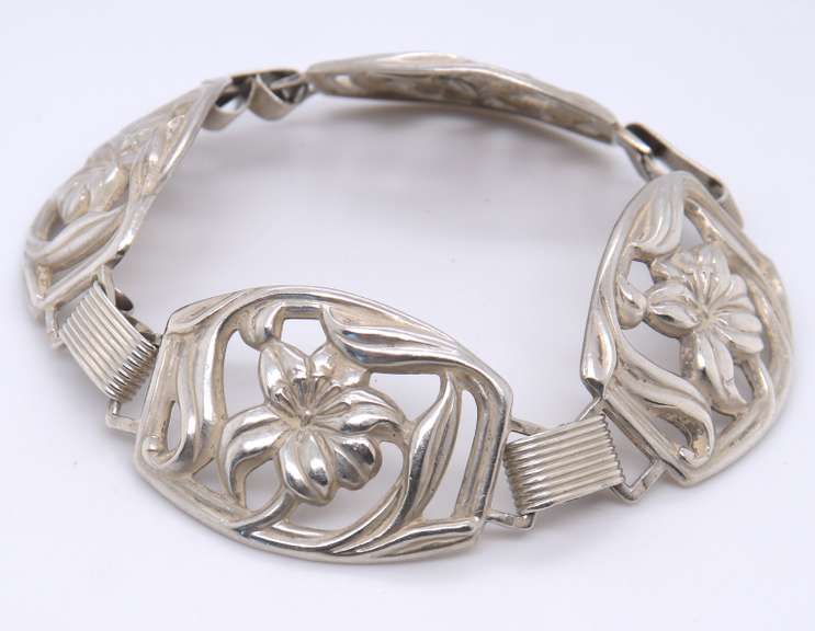 Vintage 925 Sterling Silver Flower Wide Link Bracelet