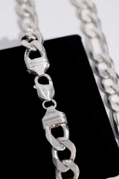 Italian Sterling Silver 12.5mm Figaro Link Chain 20 Inch
