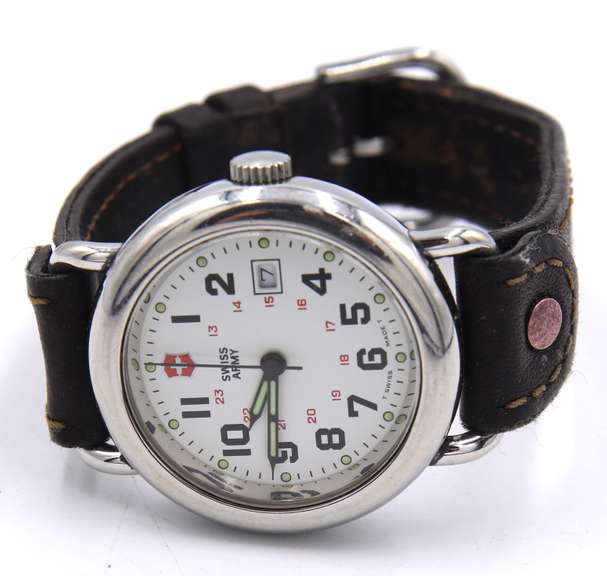 Group Lot of 4 Swiss Army Watches