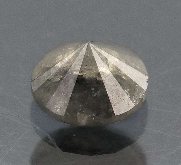 Unique .41ct solitaire cut silver Diamond