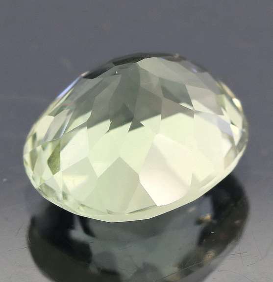Brilliant 5.77ct natural platinum green Amethyst