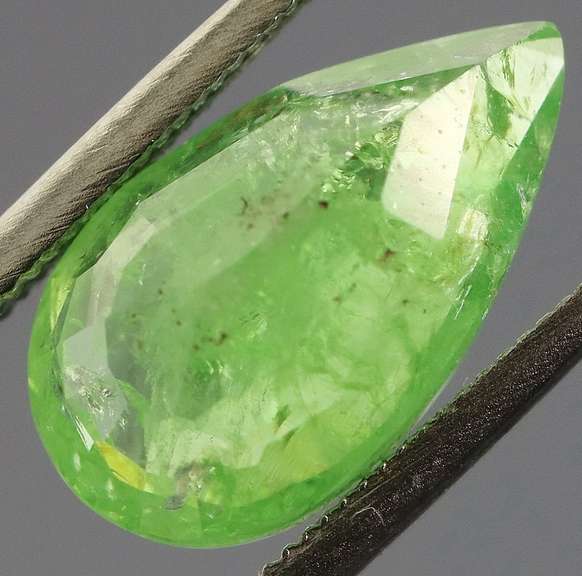 Rare 3.80ct untreated Tsavorite Garnet