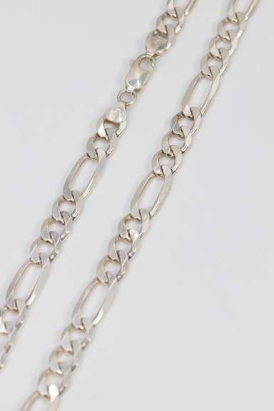 .925 Italian Sterling Silver 8.7mm Figaro Link Chain Necklace 26 Inches