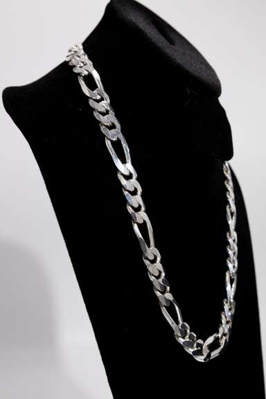 Italian Sterling Silver 12mm Figaro Chain 22 Inch