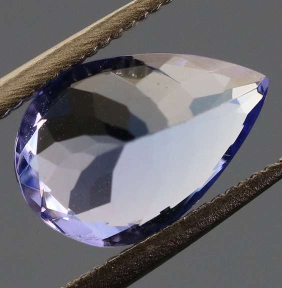 Amazing 1.45ct tear drop cut Tanzanite