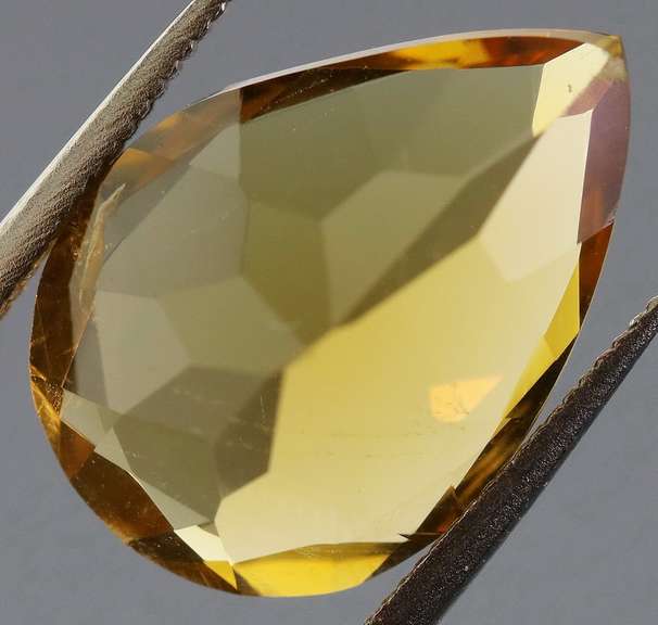 Awesome 5.04ct pear cut Citrine