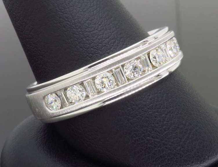 Men's Diamond Wedding Band made in 14k White Gold