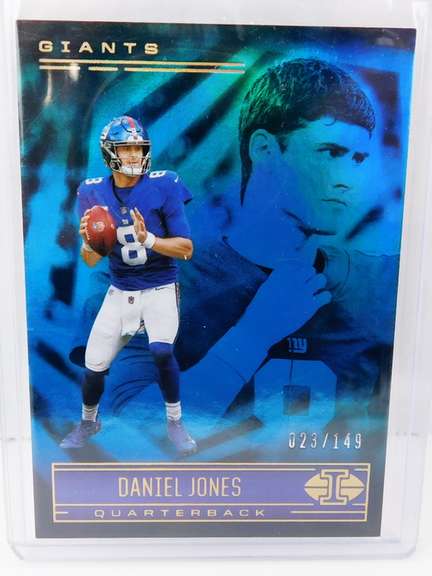 Daniel Jones 2021 Panini Football Card