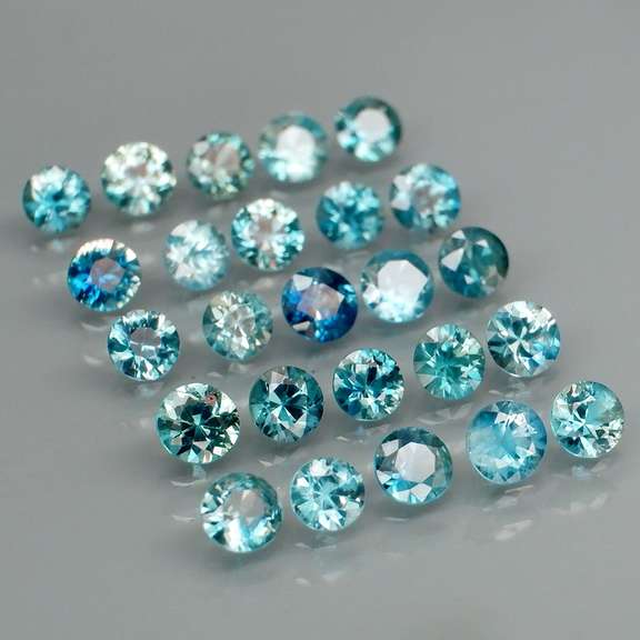 Heated only! 4.26ct blue Sapphire set
