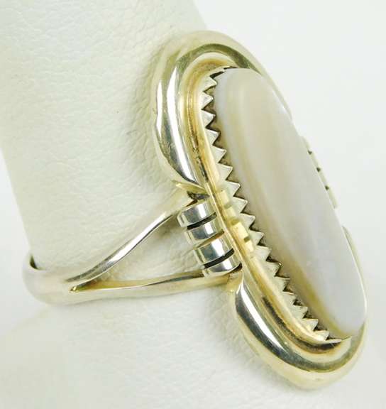 Navajo Sterling Mother of Pearl Ring, 9.5