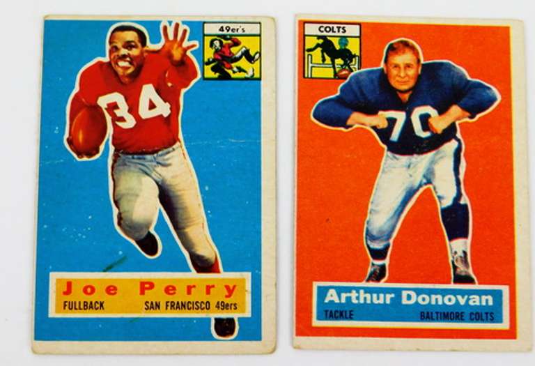2 Topps 1956 Football Cards