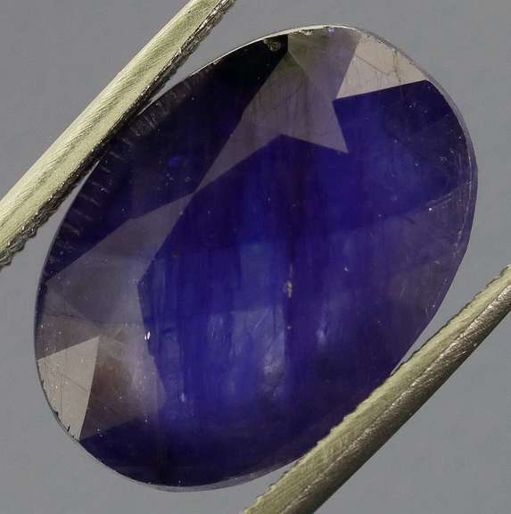 10.17ct Royal blue Sapphire from Madagascar