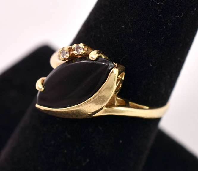 Vintage Onyx and Diamond Ring in 14K Yellow Gold