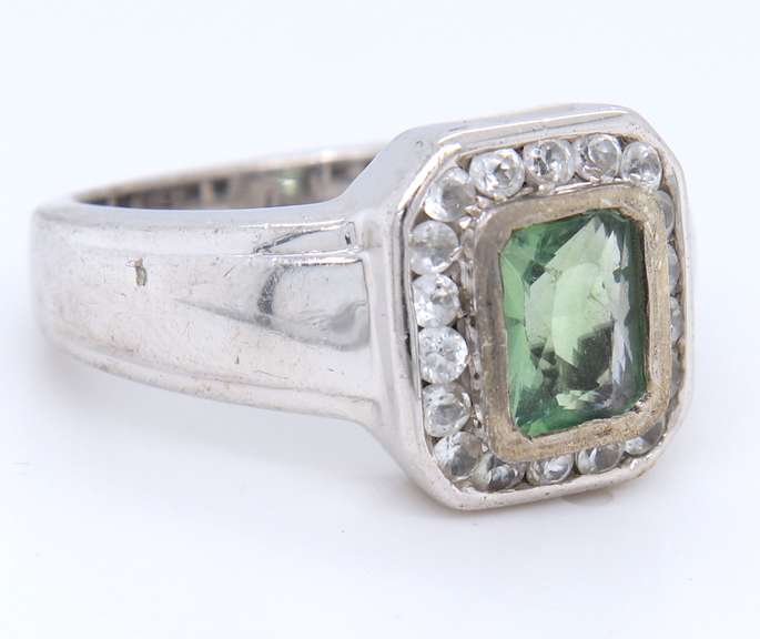 Vintage 925 Sterling Silver Cubic Zirconia Ring