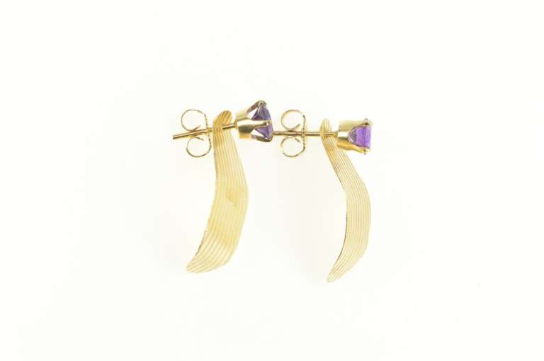 14K Yellow Gold Amethyst Grooved Geometric Curved Oval Dangle Earrings