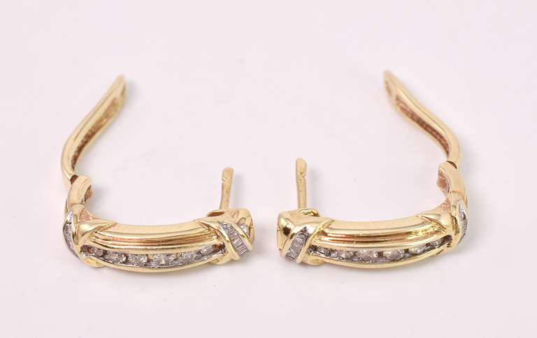 Darling Diamond Hoop Earrings in Yellow Gold