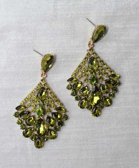 A Very Sexy  Fashion  Design Earrings