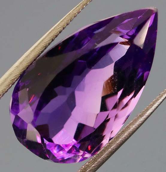 Superb 9.27ct untreated violet Amethyst