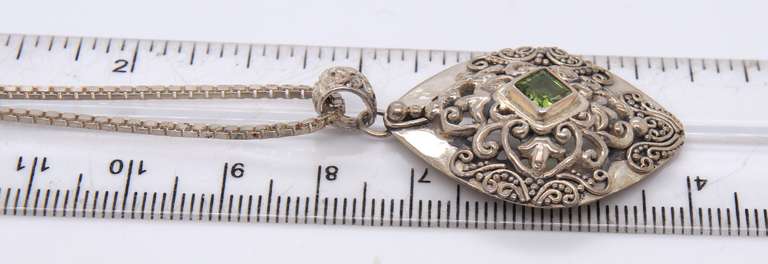 Vintage 925 Sterling Silver Pendant on Chain