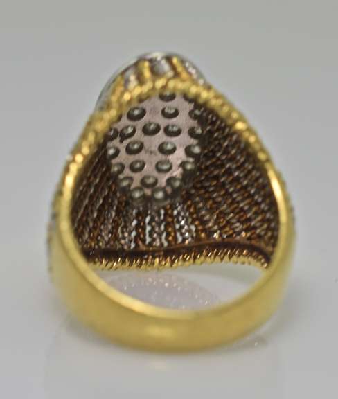 Fabulous Two-Tone 18K Diamond Cluster Ring