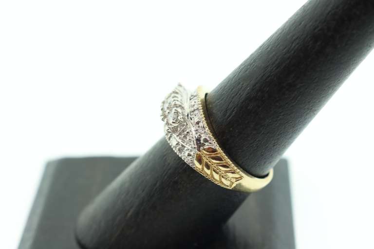 LADIES 14K GOLD AND DIAMOND BAND
