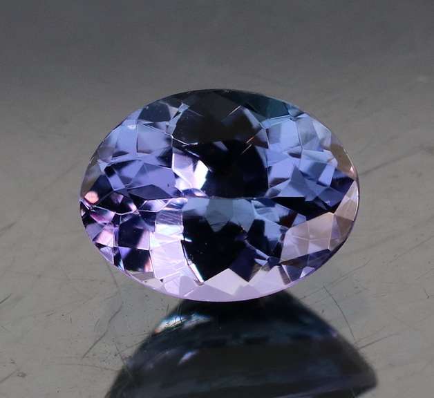 Stunning 1.26ct oval cut Tanzanite