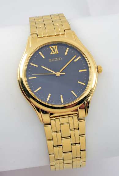 Men's Dress Seiko Quartz Watch