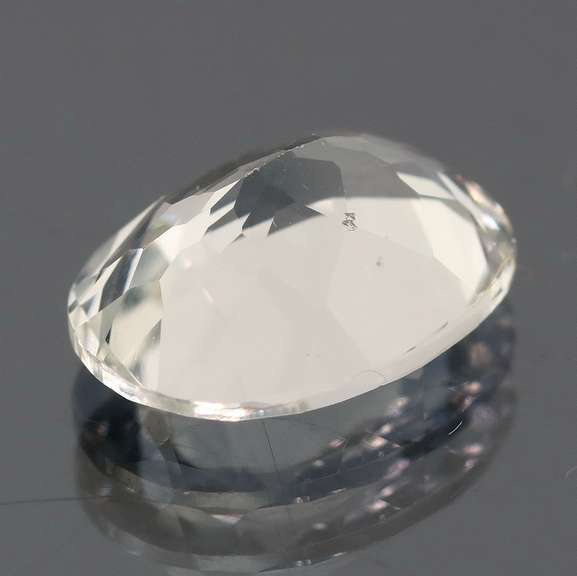 Gorgeous 11.15ct diamond white Topaz