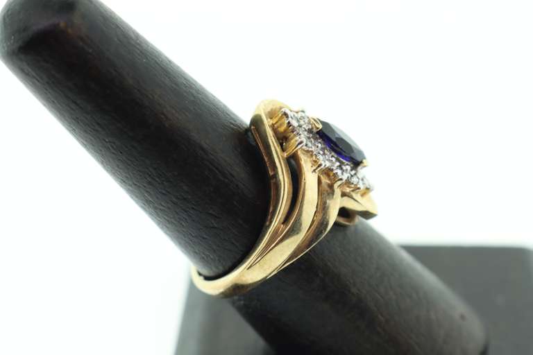 10KT SOLID YELLOW GOLD, BLUE SAPPHIRE, & DIAMOND COCKTAIL RING