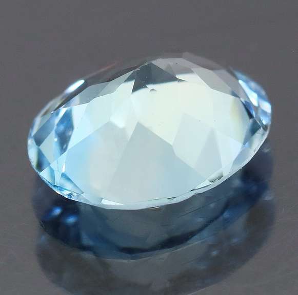 High fire! 3.93ct sky blue Topaz