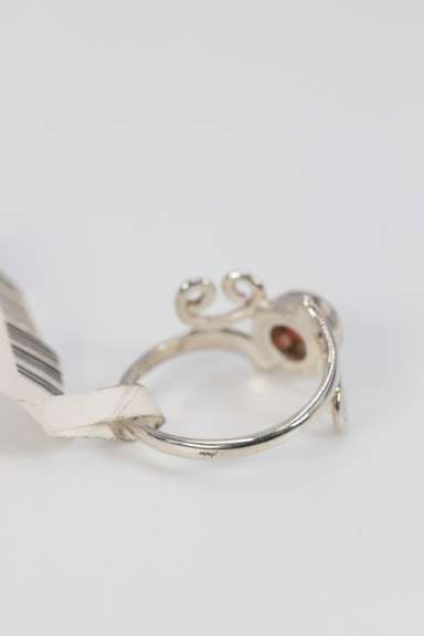 .925 Sterling Silver Ring Garnet Gemstone Ring Size 6.5