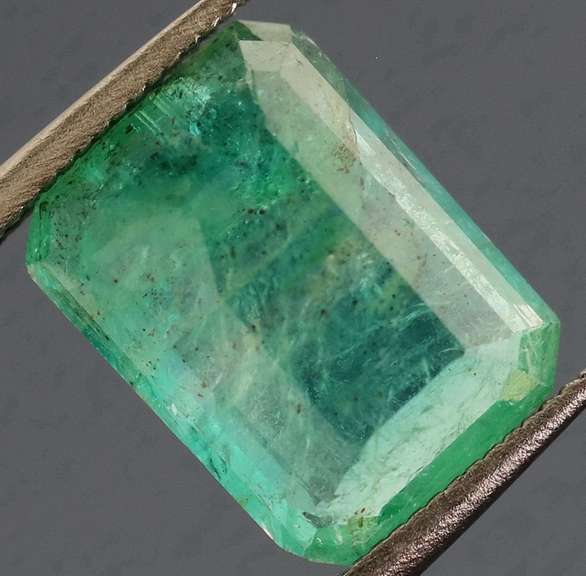 Top green! UNHEATED! Real 2.46ct Colombian Emerald