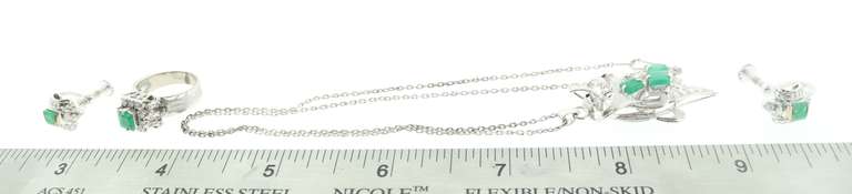 18K WHITE GOLD DIAMOND AND EMERALD SET